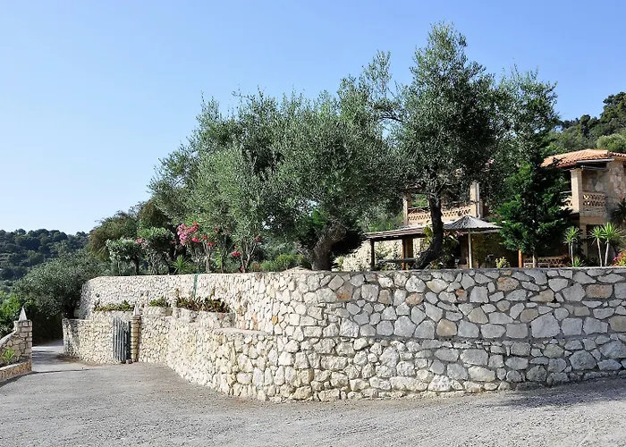 Belvedere Hotel 3*